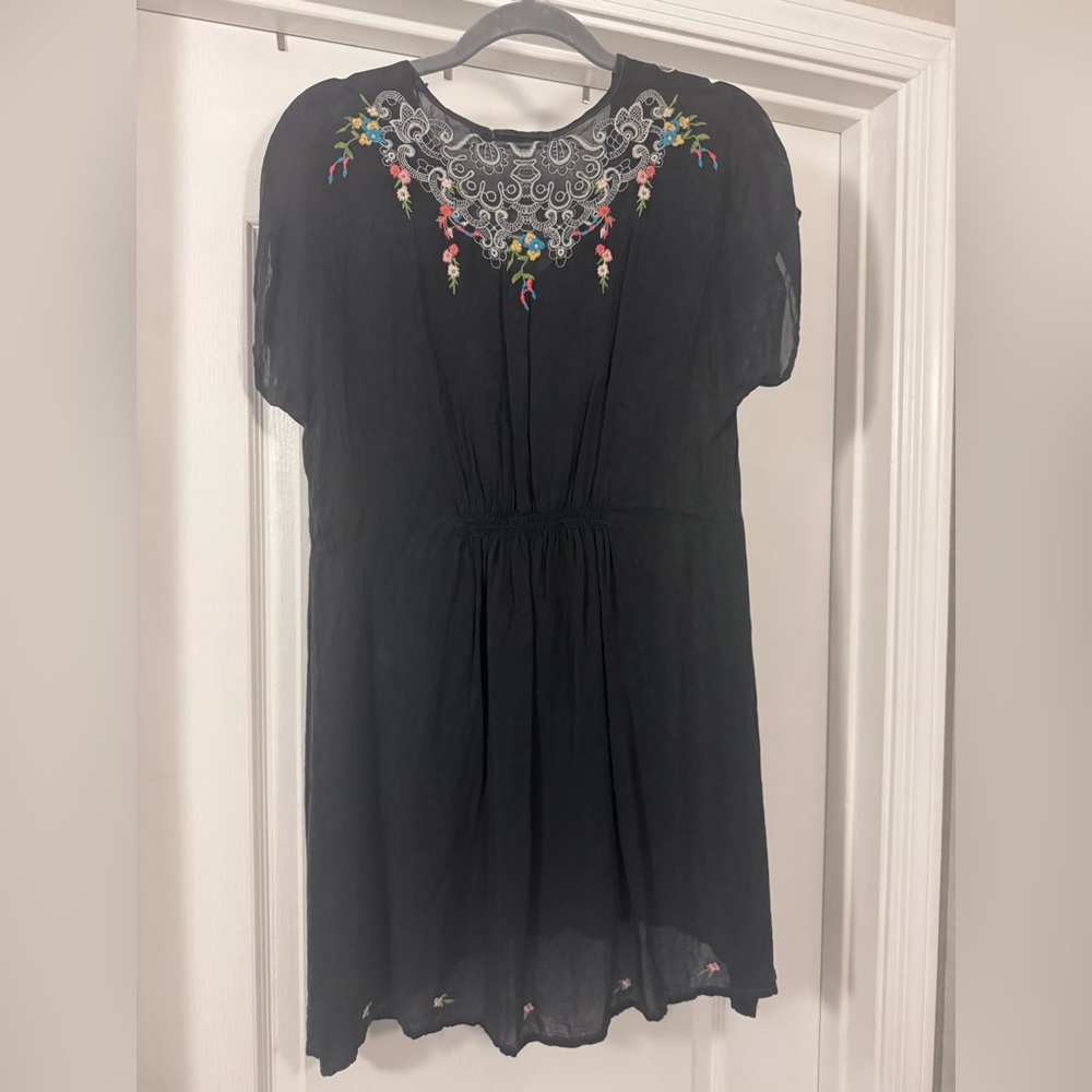 Johnny Was Black Tunic with Multicolor Floral Embroidery - Picture 6 of 8